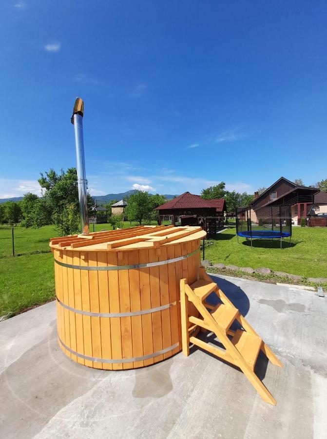 Pensiune Restaurant La Pogace Săpînţa Exteriér fotografie