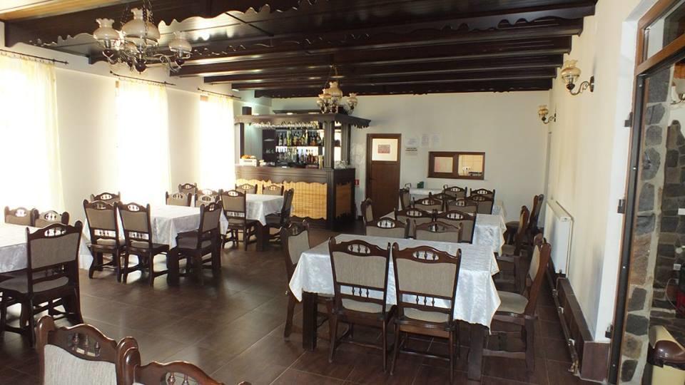 Pensiune Restaurant La Pogace Săpînţa Exteriér fotografie