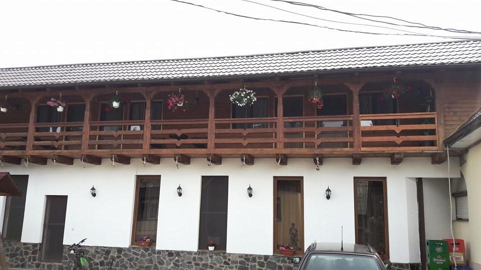 Pensiune Restaurant La Pogace Săpînţa Exteriér fotografie